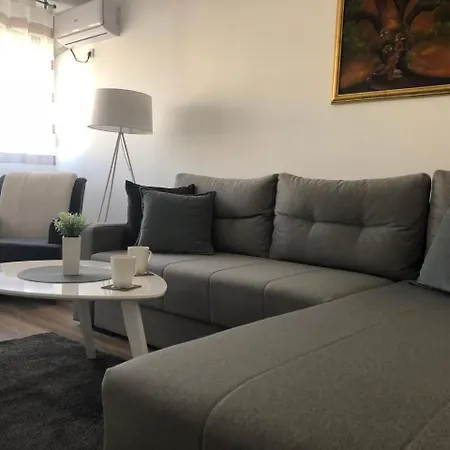 La Fontana Lägenhet Belgrad Exteriör bild